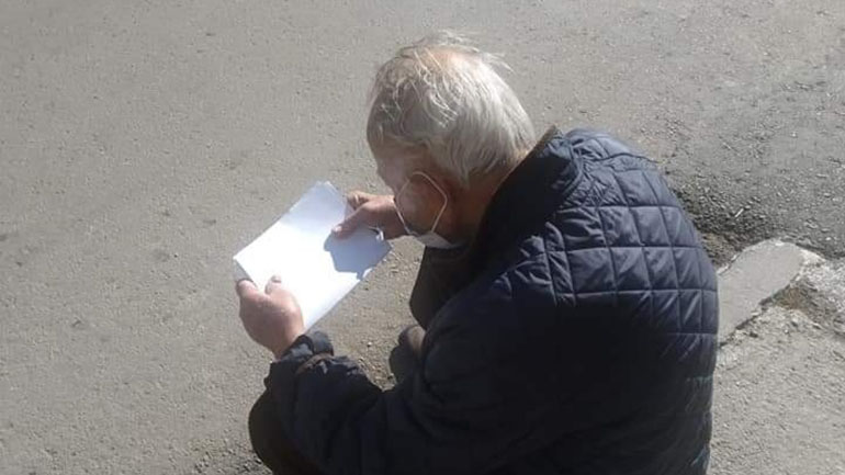 Παράτησαν στη μέση του δρόμου 94χρονο που νίκησε τον κορωνοϊό στην Αγιάσο